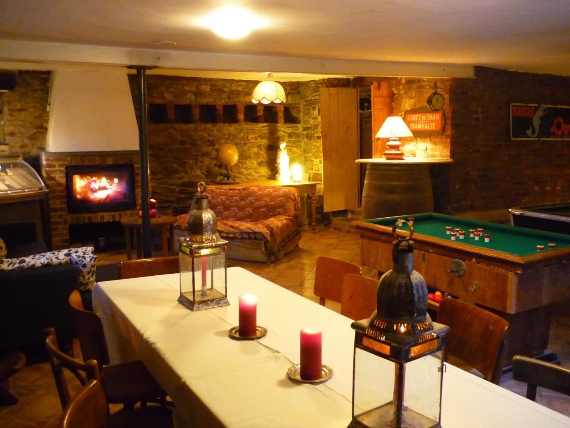 Bourseigne-Vieille B&B Les Trois Voisins מראה חיצוני תמונה