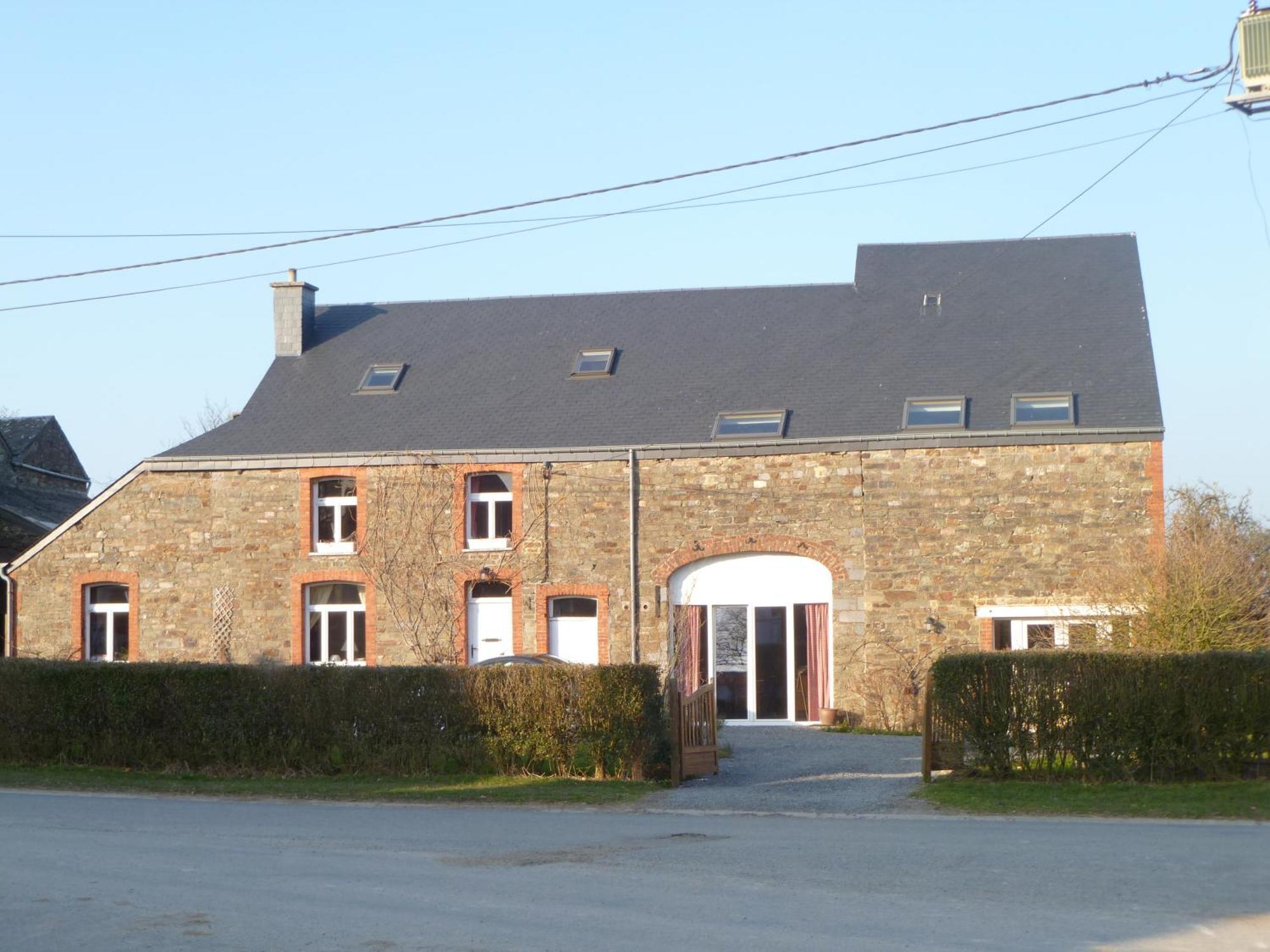 Bourseigne-Vieille B&B Les Trois Voisins מראה חיצוני תמונה