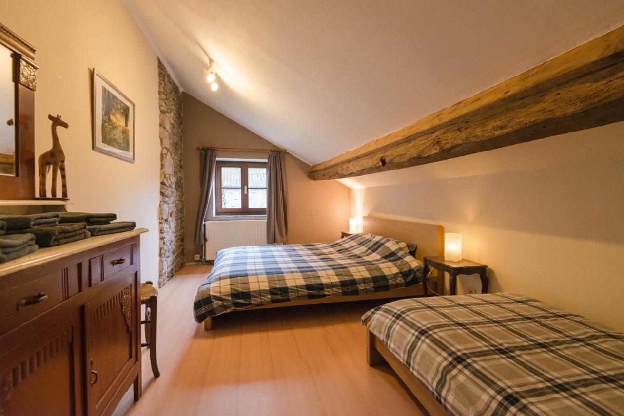 Bourseigne-Vieille B&B Les Trois Voisins מראה חיצוני תמונה