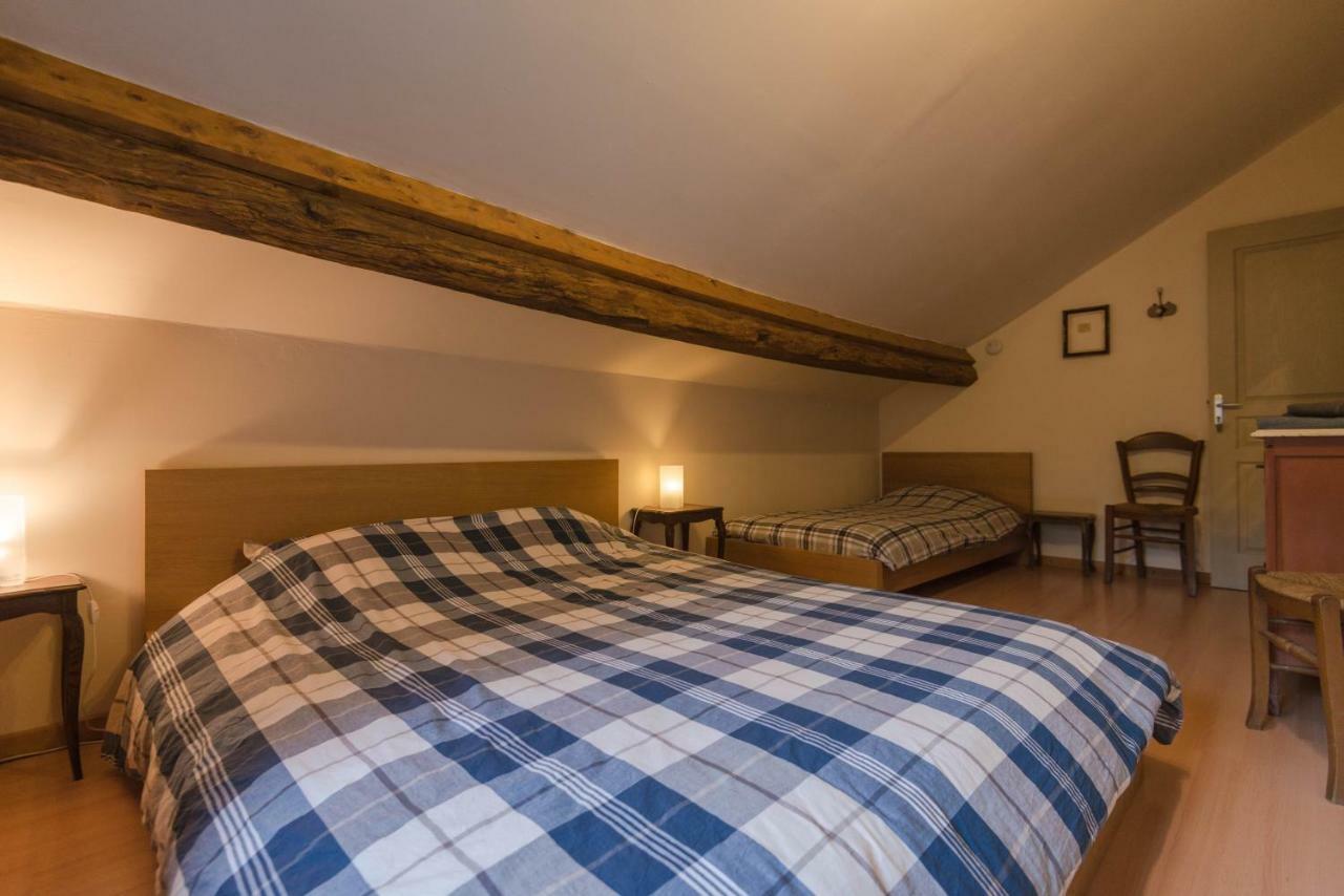 Bourseigne-Vieille B&B Les Trois Voisins מראה חיצוני תמונה