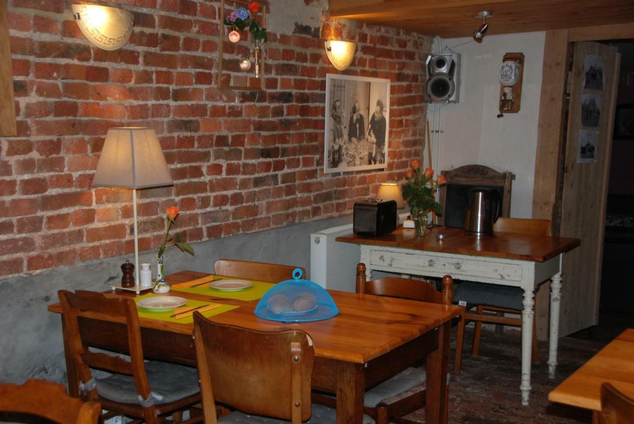 Bourseigne-Vieille B&B Les Trois Voisins מראה חיצוני תמונה